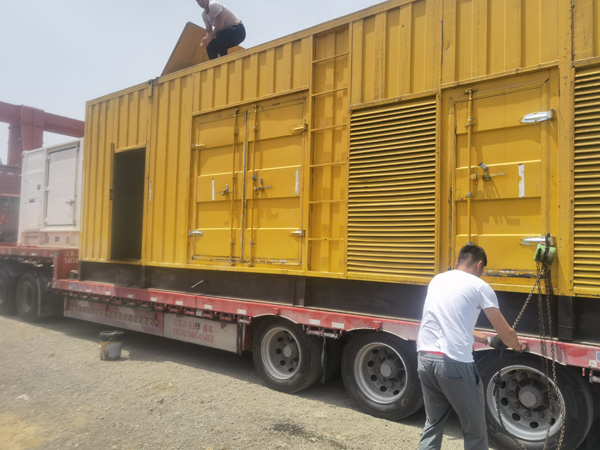 南岸除了负载情况和发动机维护,还有哪些因素会影响 200kw 柴油发电机的油耗?